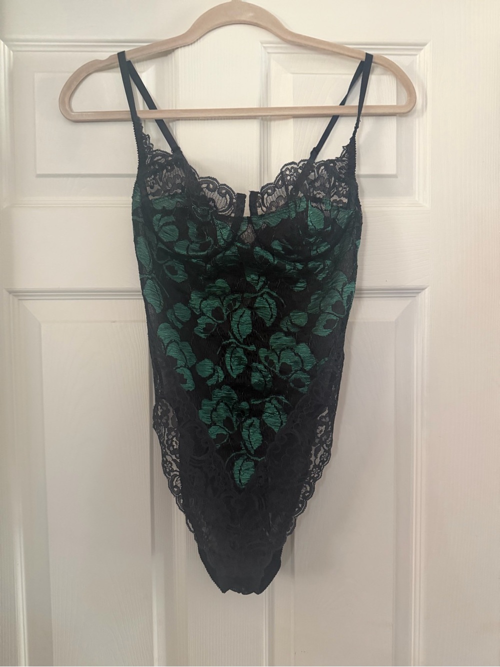 Vintage Victorias Secret Black and green